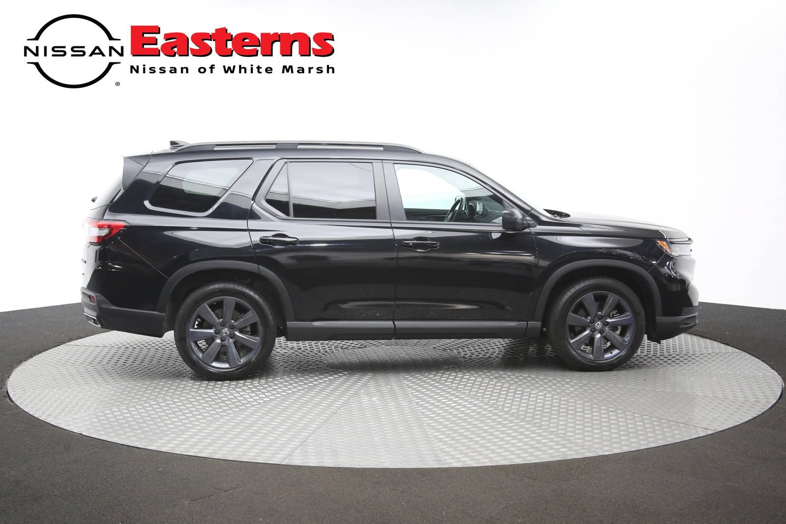 Used 2023 Honda Pilot Sport image 44