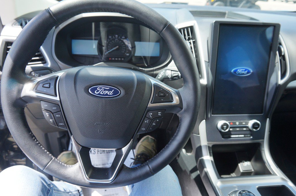 Used 2023 Ford Edge SEL w/ Convenience Package AWD/4WD image 11