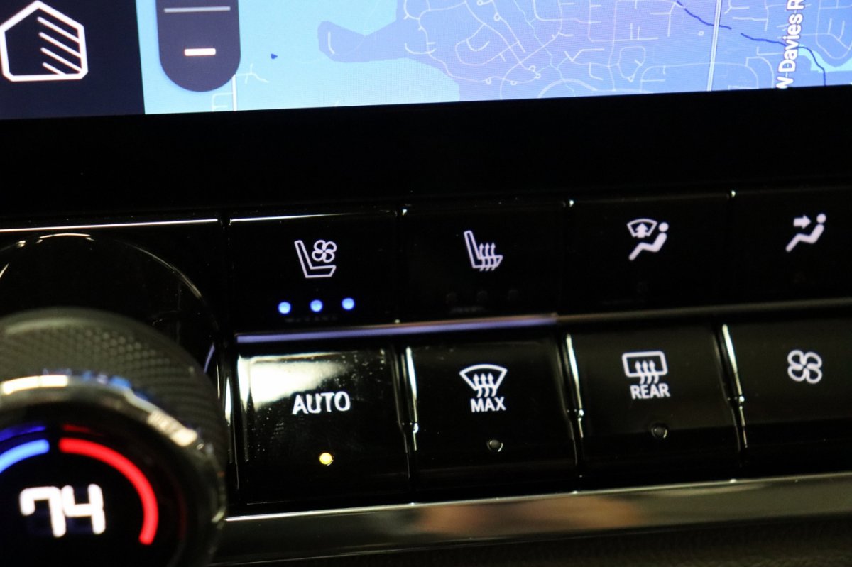 Used 2025 Chevrolet Colorado ZR2 w/ ZR2 Bison Edition image 20