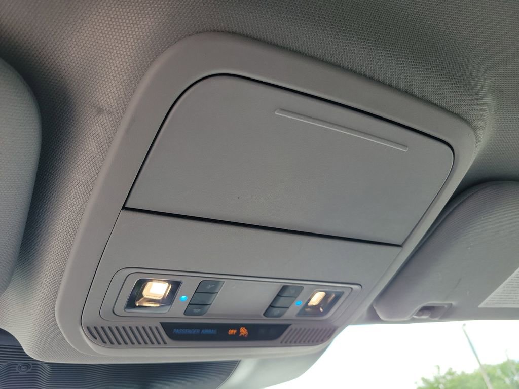 Used 2023 Ford Explorer XLT RWD image 35