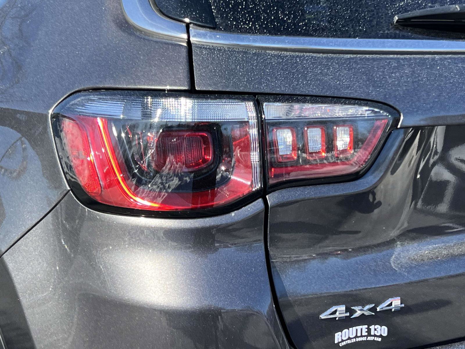 Used 2023 Jeep Compass Latitude image 8