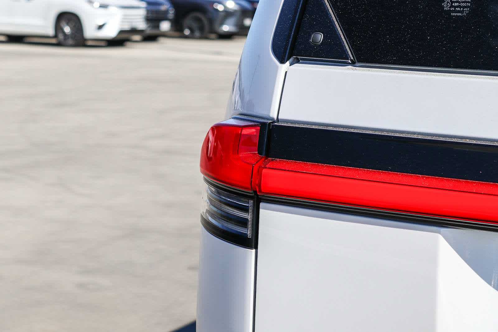 New 2026 Lexus GX 550 AWD/4WD image 13