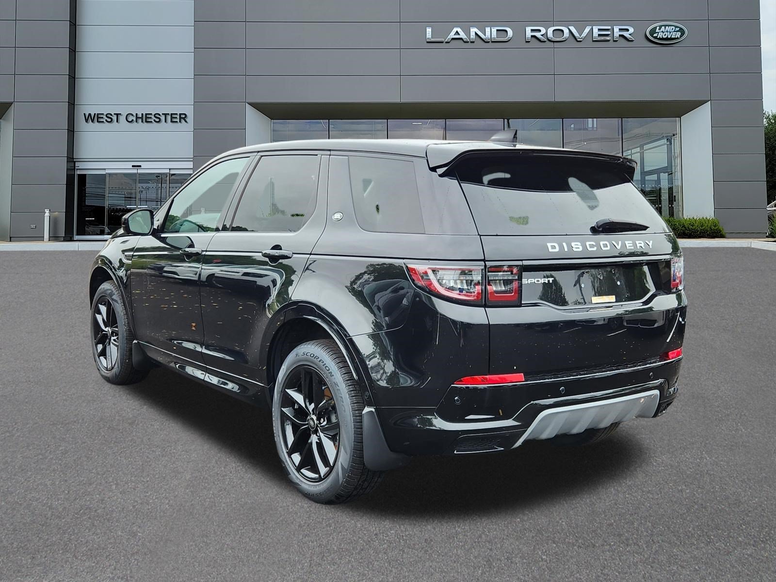 Certified 2025 Land Rover Discovery Sport S AWD/4WD image 3