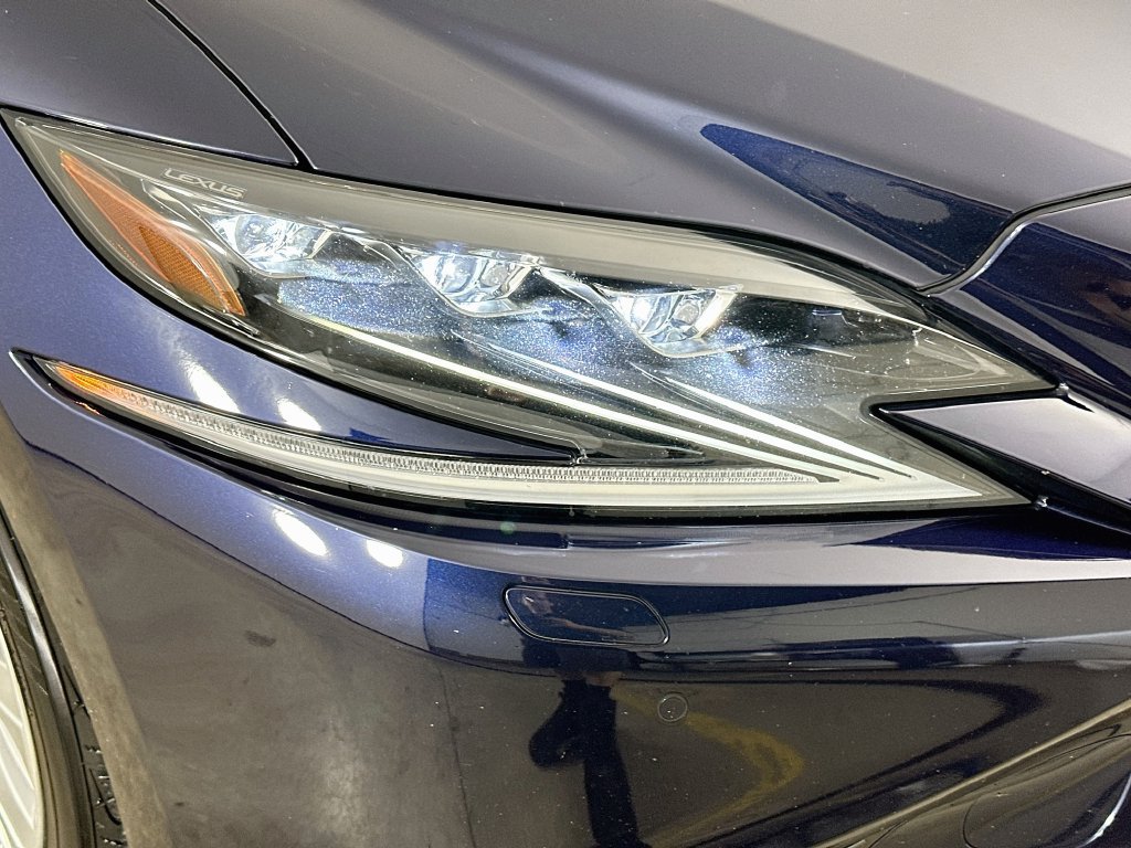 Used 2018 Lexus LS 500 AWD w/ Interior Upgrade Package image 40