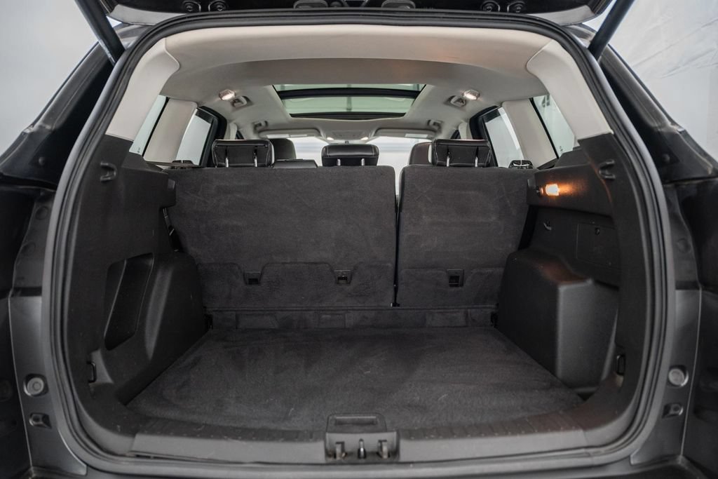 Used 2018 Ford Escape SEL FWD image 10