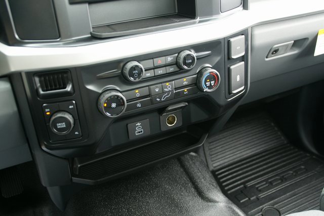 New 2026 Ford F250 XL image 25