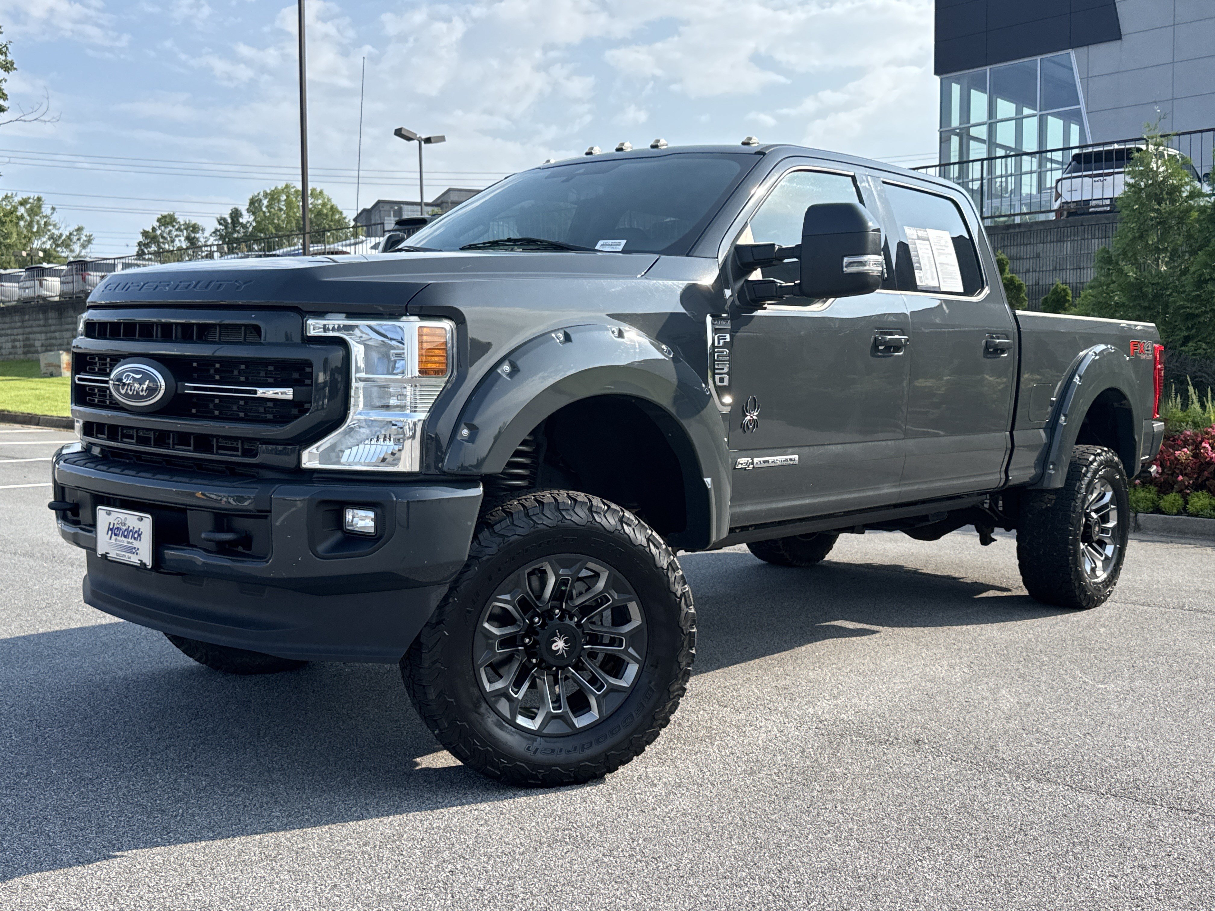Used 2021 Ford F250 Lariat w/ Lariat Ultimate Package AWD/4WD image 5