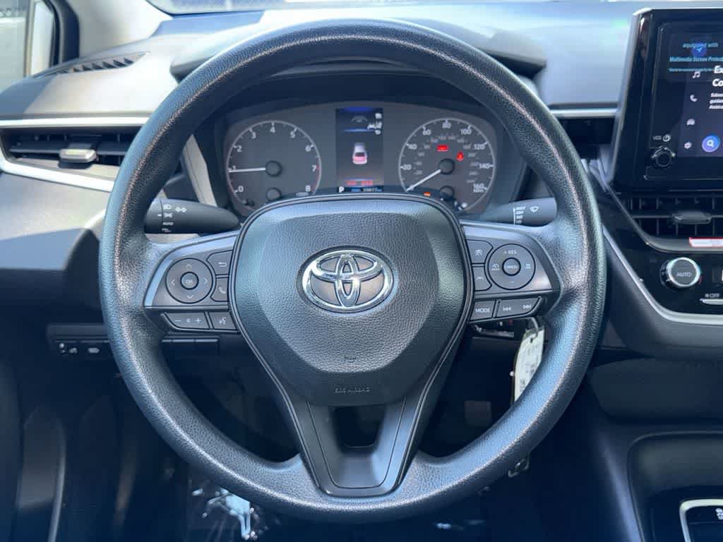 Used 2025 Toyota Corolla LE FWD image 15