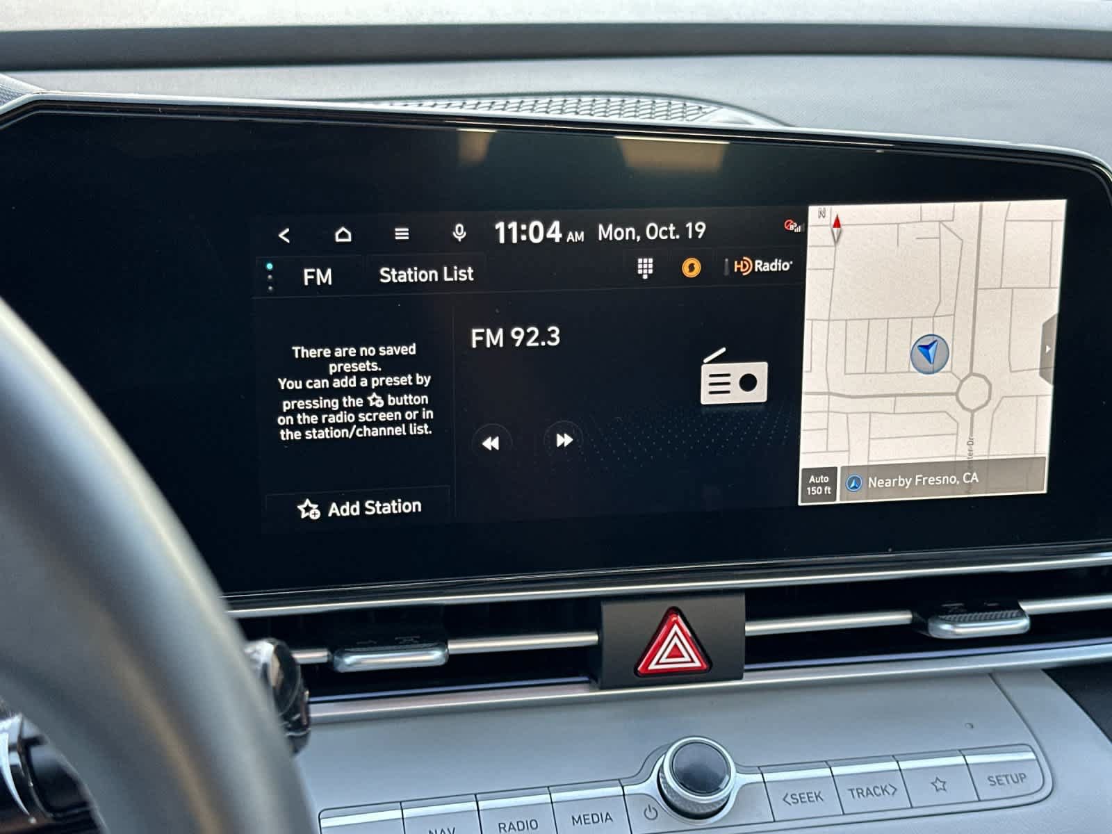 Certified 2025 Hyundai Elantra Limited FWD image 18