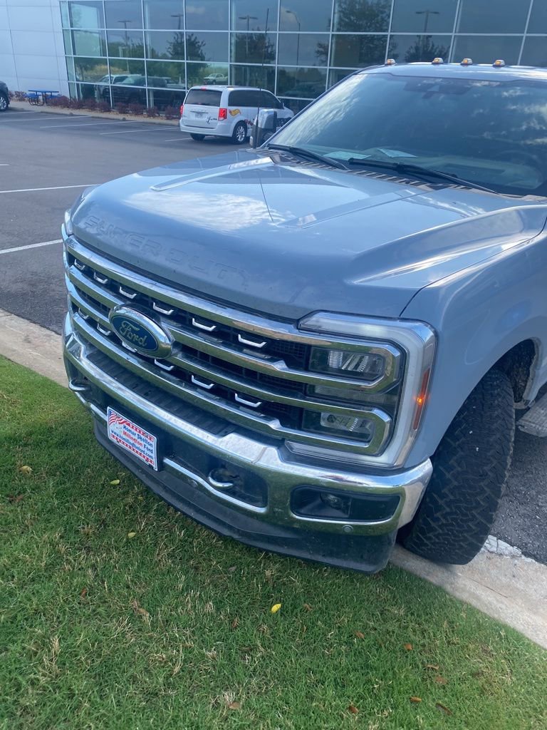 Used 2024 Ford F250 Lariat w/ Lariat Ultimate Package image 2