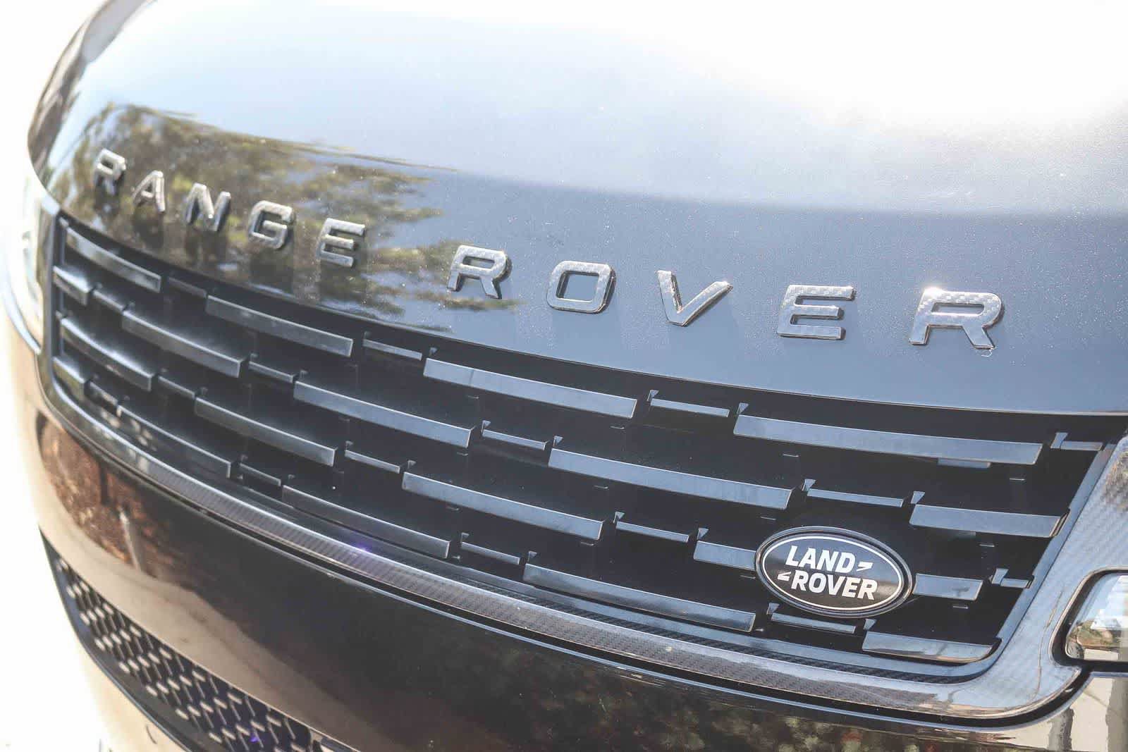 Used 2024 Land Rover Range Rover Sport AWD/4WD image 10