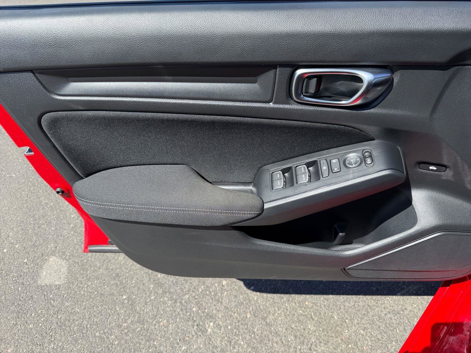 Used 2025 Honda Civic Sport image 21