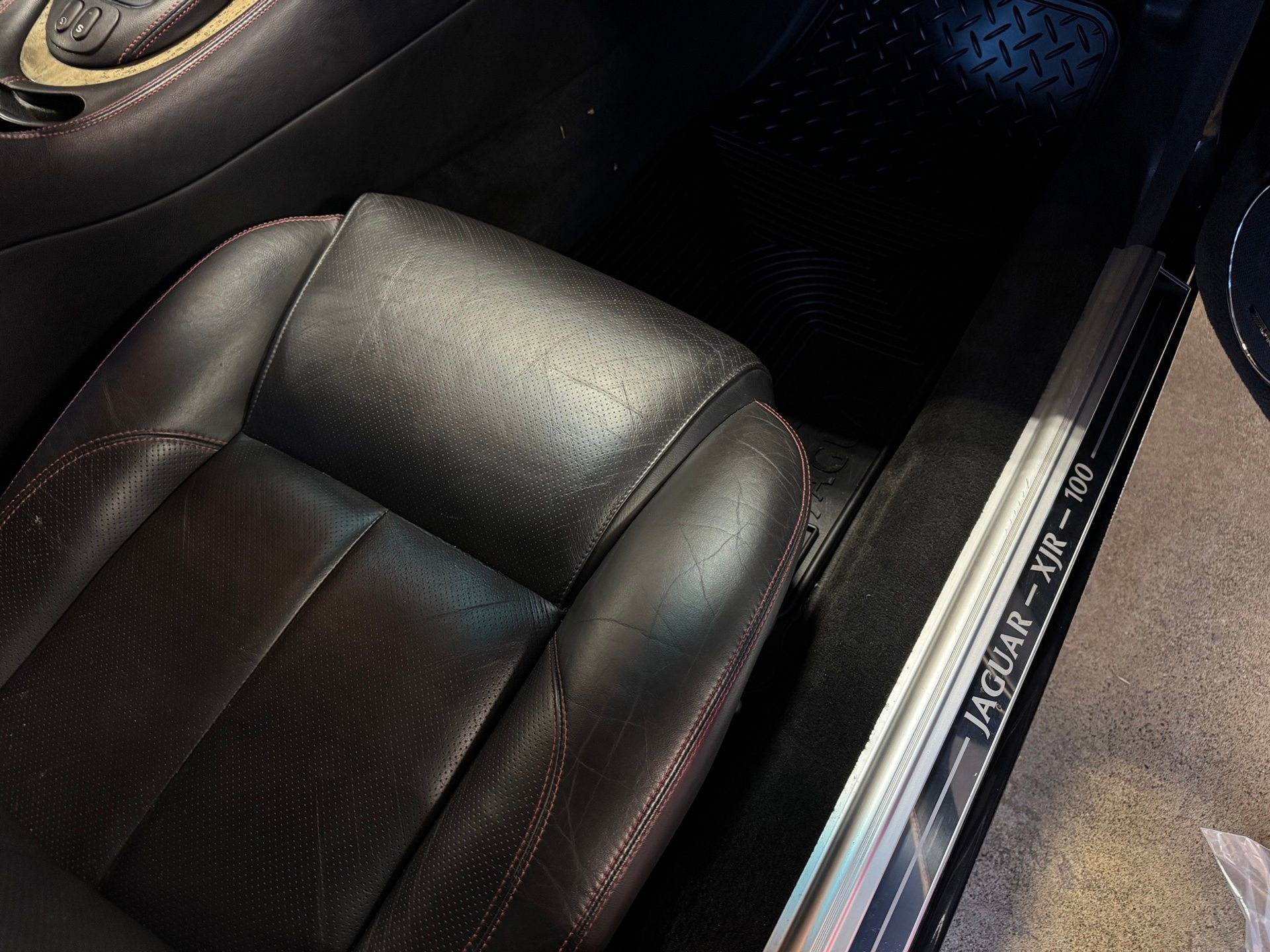 Used 2002 Jaguar XJ8 image 21