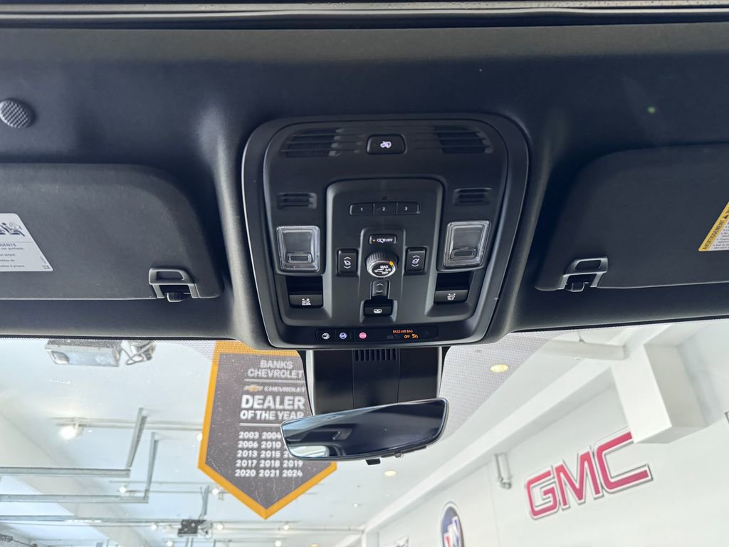 Certified 2024 GMC Yukon Denali Ultimate image 28