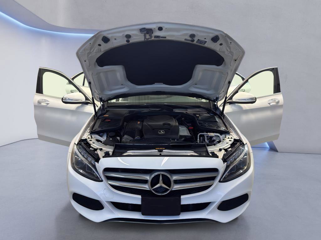Used 2015 Mercedes-Benz C 300 4MATIC Sedan image 8