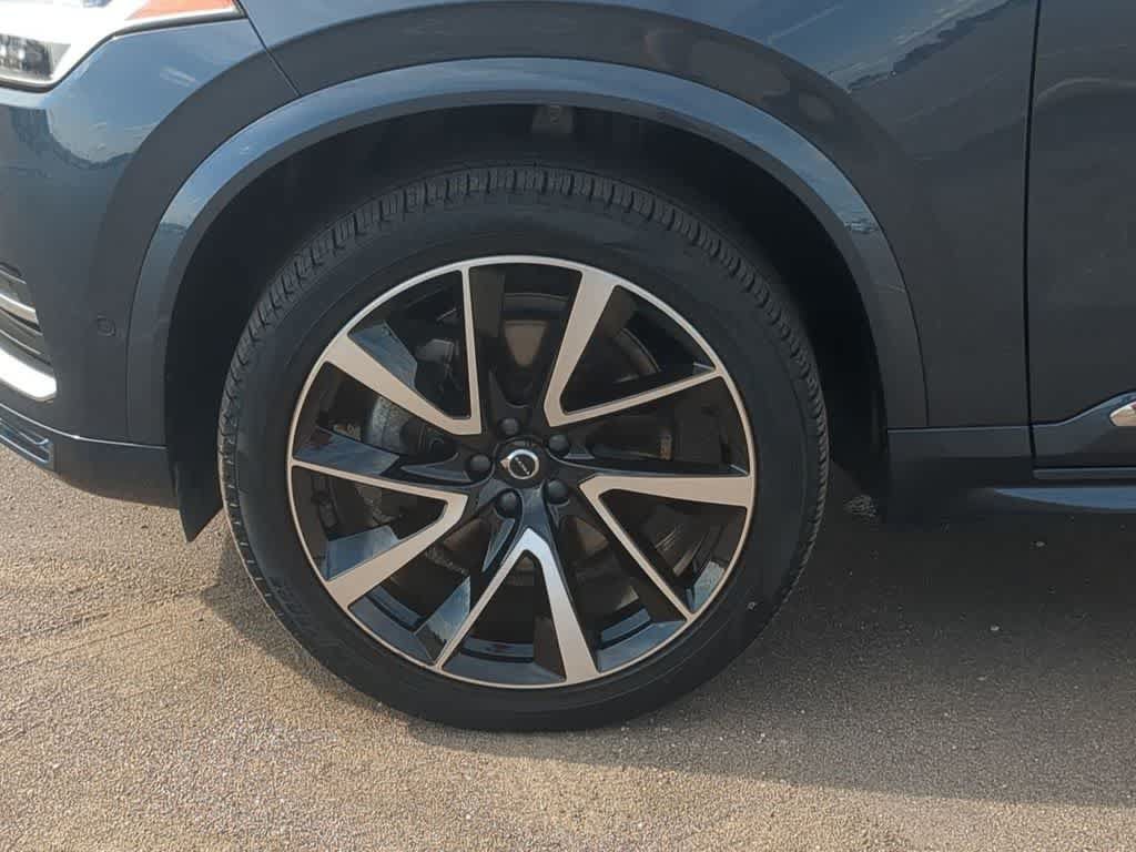 Certified 2024 Volvo XC90 B6 Plus AWD/4WD image 13