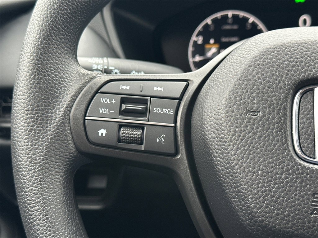 Used 2025 Honda HR-V LX image 21