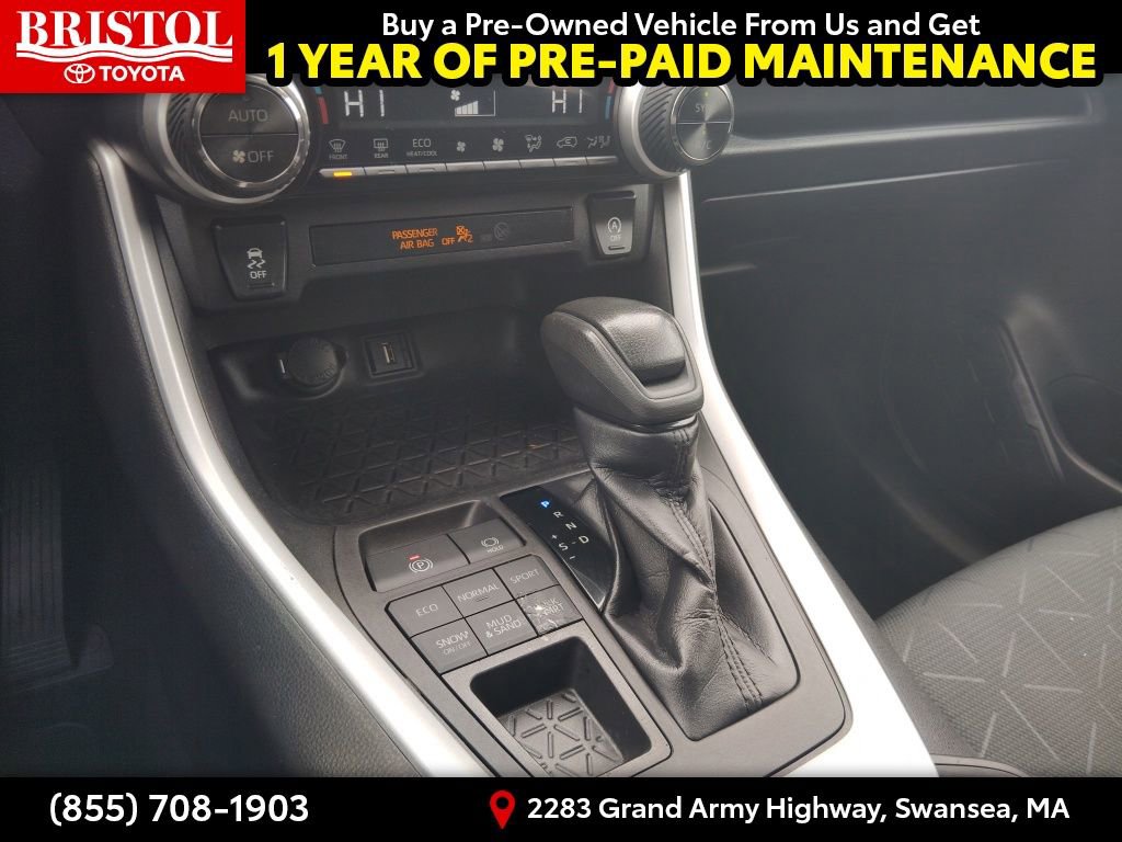 Used 2021 Toyota RAV4 XLE image 23