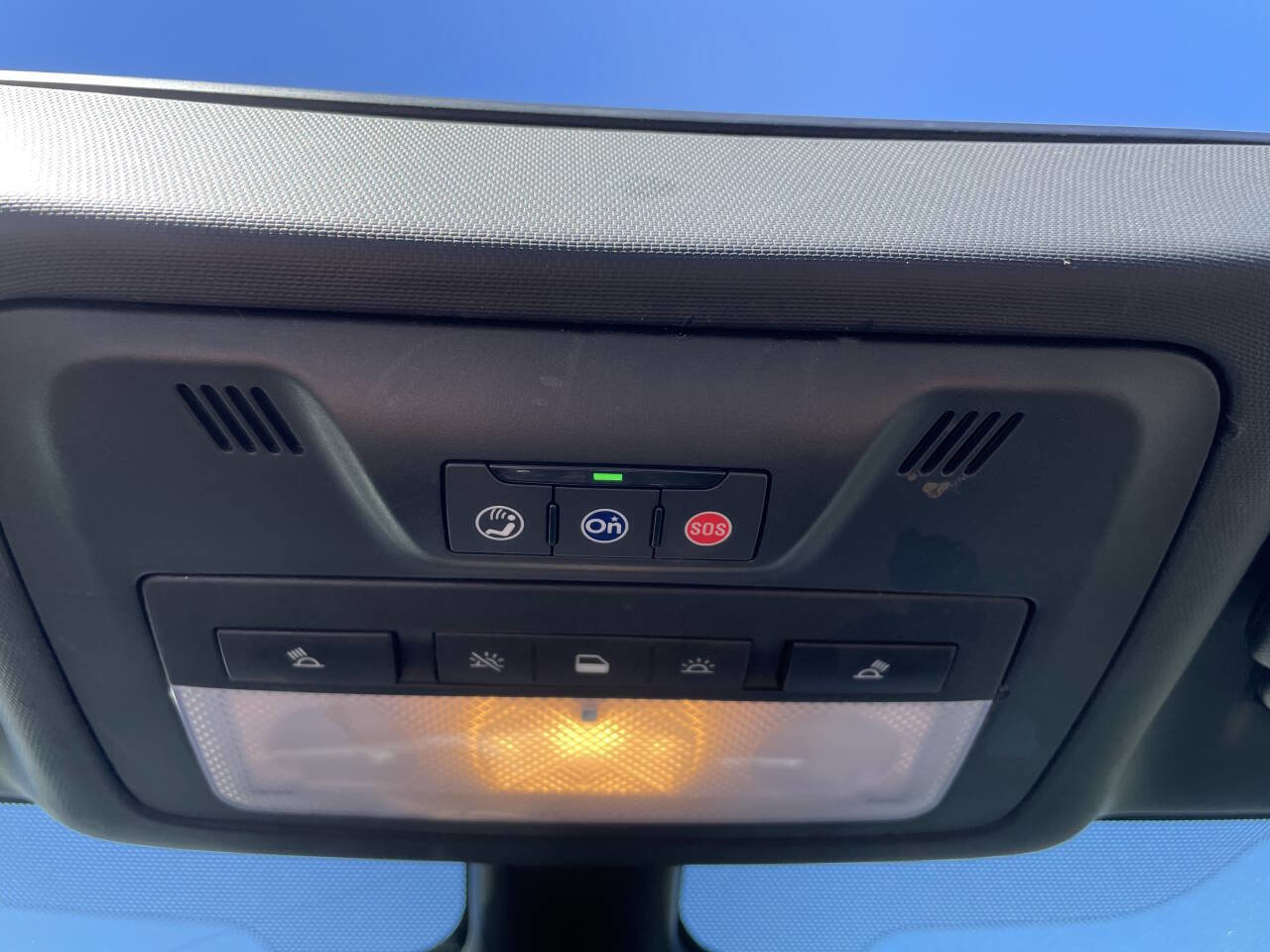 Used 2019 Buick Cascada Premium image 24