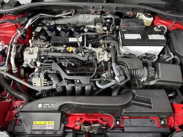 Certified 2023 Toyota Corolla Cross LE image 10