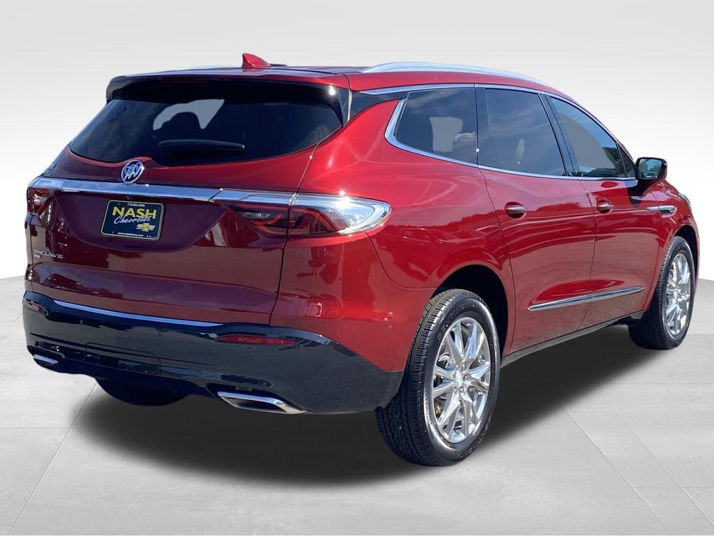 Used 2022 Buick Enclave Essence w/ Experience Buick Package image 3
