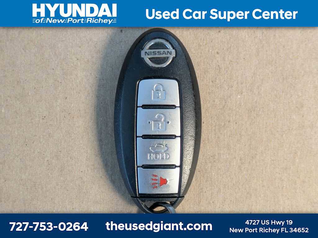 Used 2011 Nissan Altima 2.5 SL w/ Technology Pkg FWD image 38