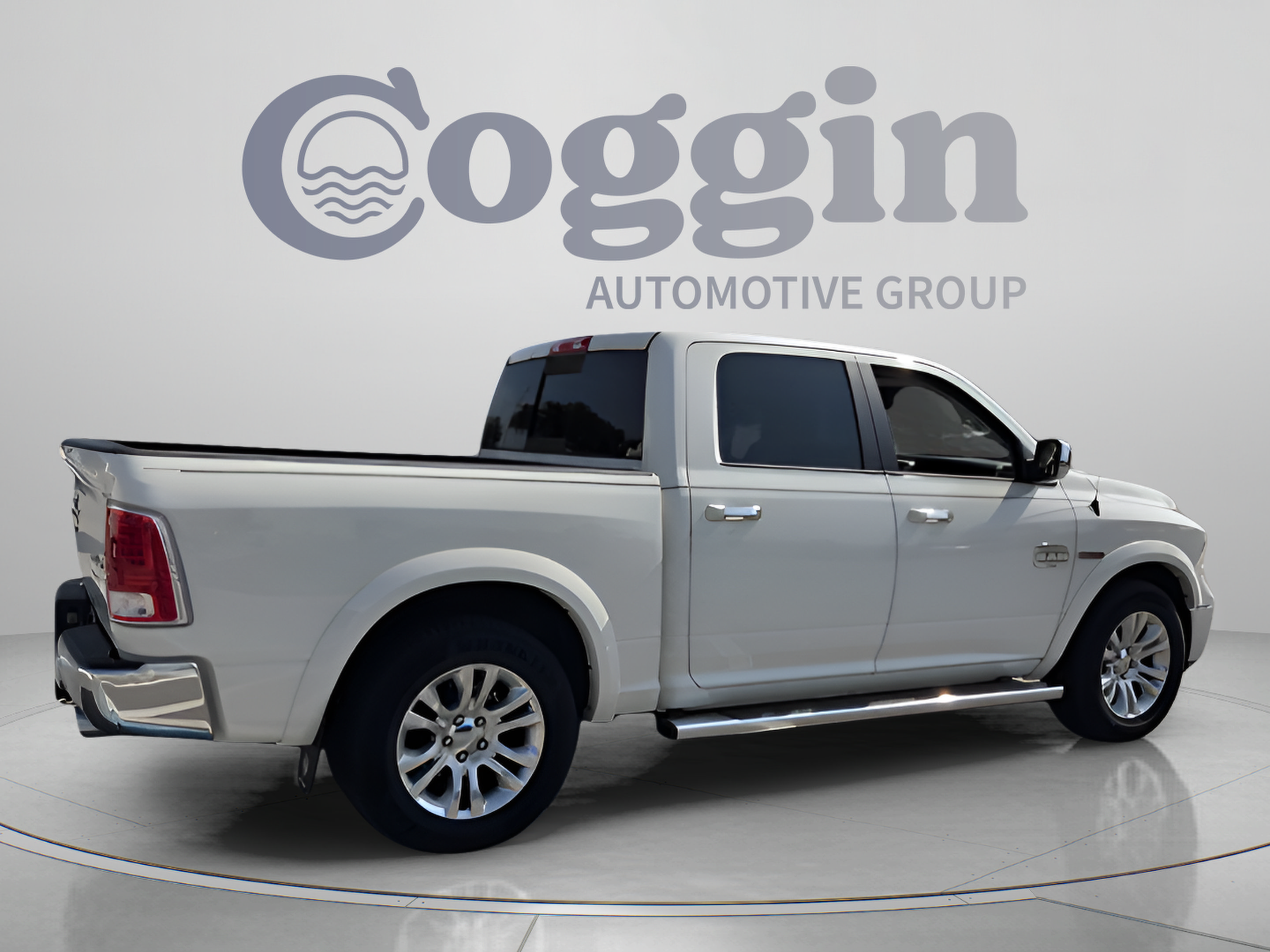 Used 2016 RAM 1500 Laramie Longhorn w/ Convenience Group AWD/4WD image 5