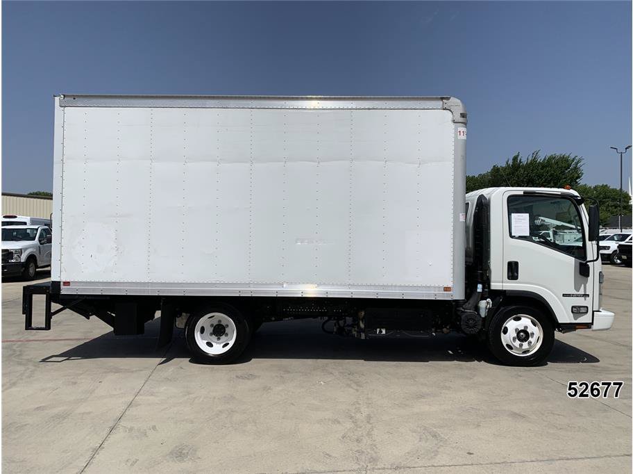 Used 2023 Isuzu NPR RWD image 6