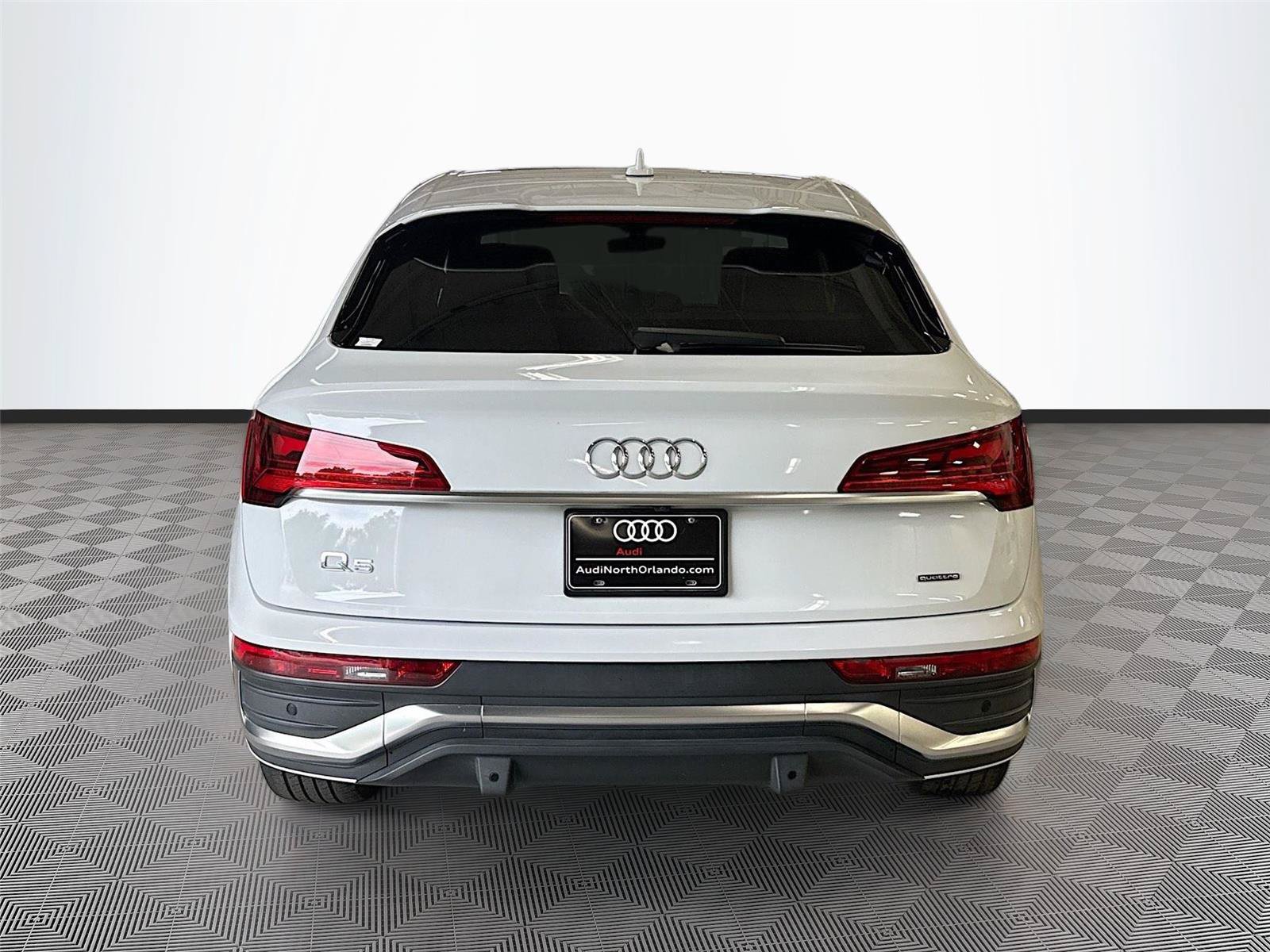 Certified 2023 Audi Q5 2.0T Premium Plus w/ Premium Plus Package AWD/4WD image 5