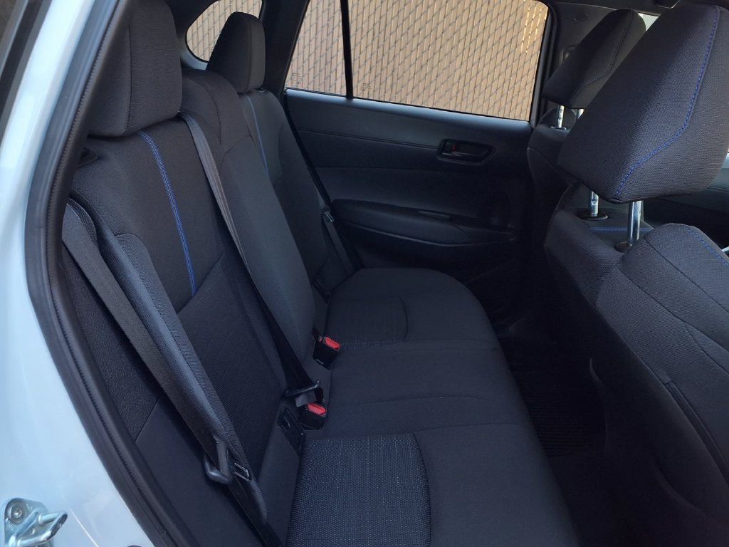 Certified 2024 Toyota Corolla Cross AWD Hybrid w/ Moonroof Package image 33