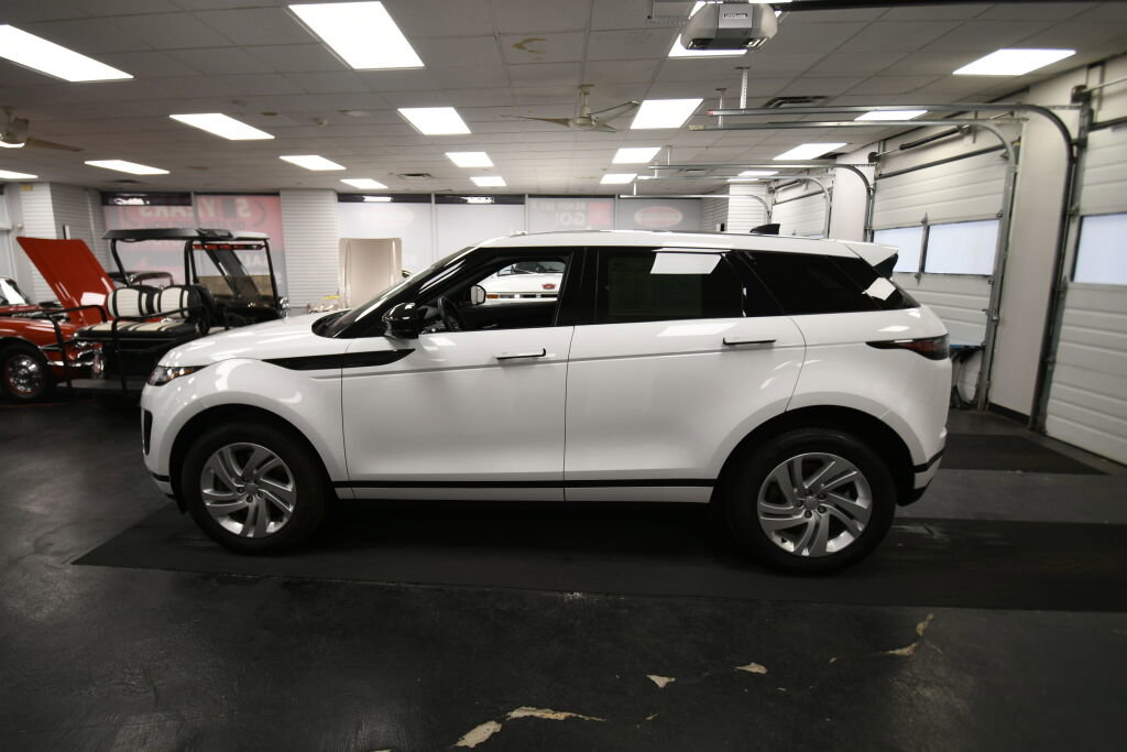 Used 2024 Land Rover Range Rover Evoque S image 4