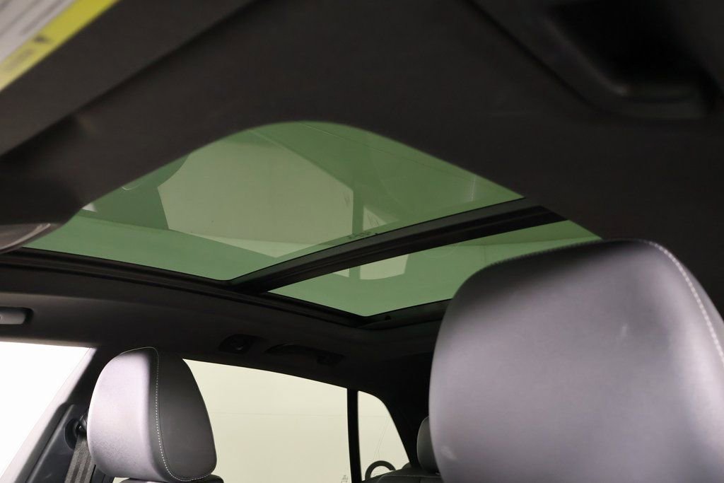 Used 2021 Audi Q8 Prestige w/ Prestige Package image 15