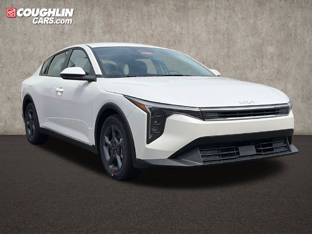 New 2026 Kia K4 FWD 360° Tour