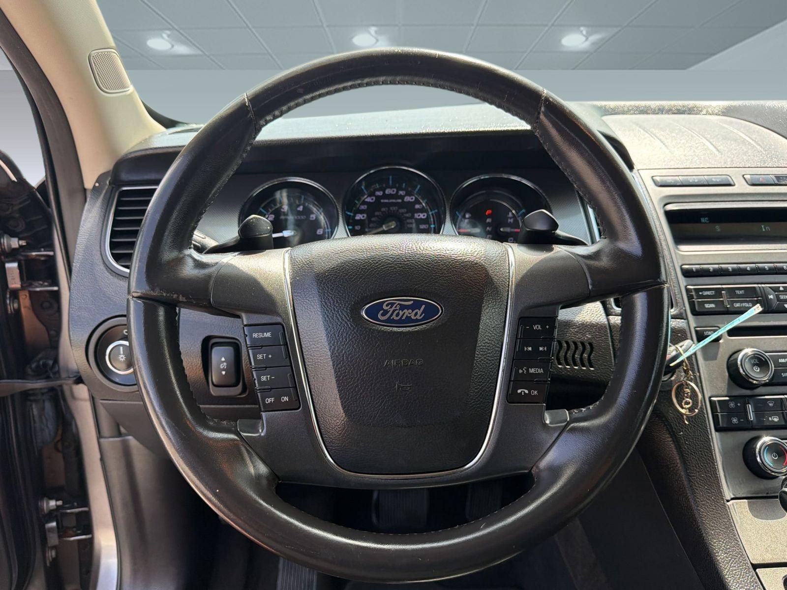 Used 2011 Ford Taurus SEL w/ 201A Rapid Spec Order Code FWD image 11