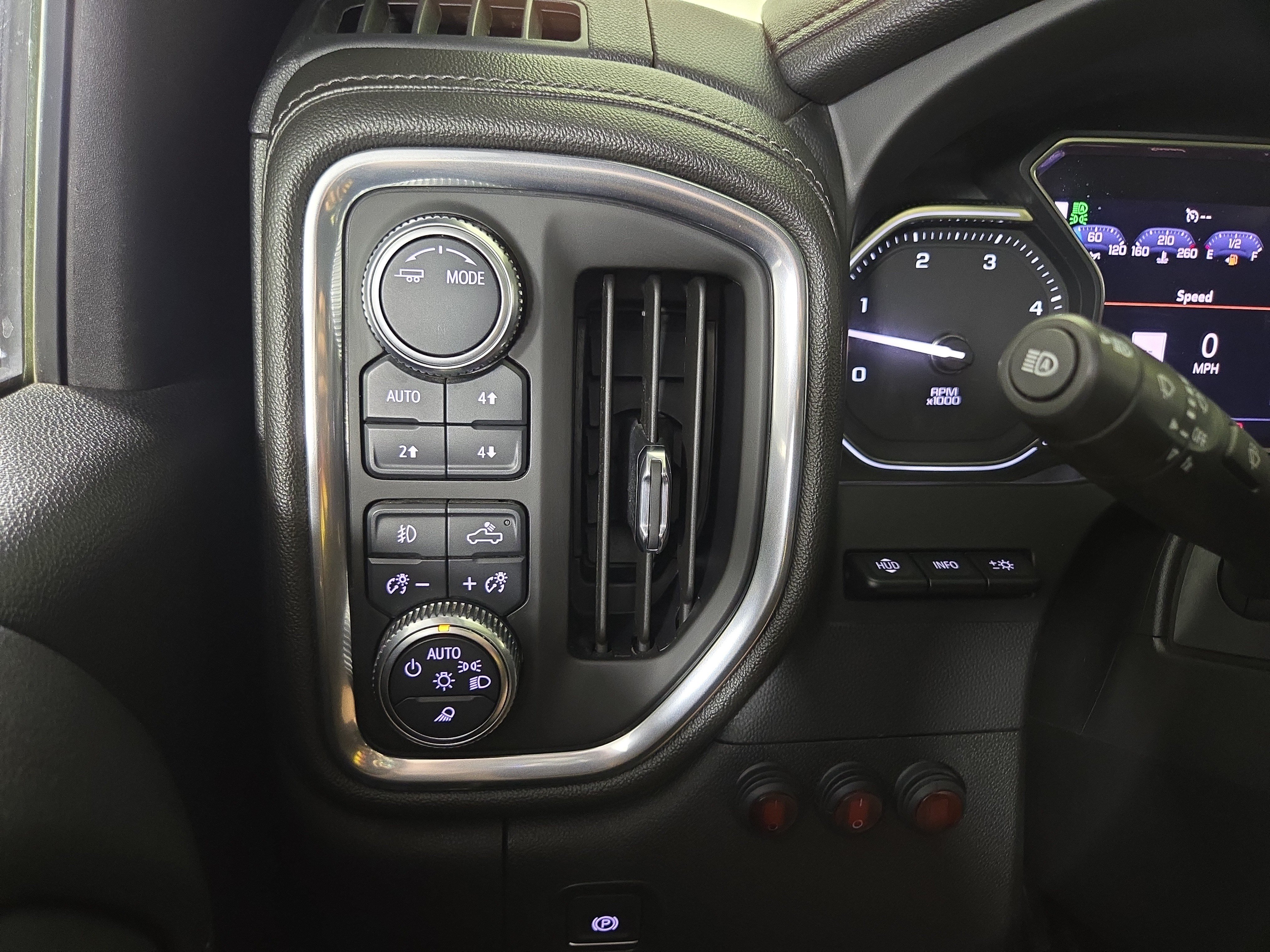 Used 2020 GMC Sierra 2500 Denali w/ Denali Ultimate Package AWD/4WD image 31