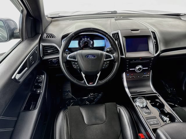 Used 2019 Ford Edge ST w/ Equipment Group 401A AWD/4WD image 24