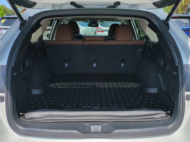 Used 2025 Subaru Outback Touring AWD/4WD image 14
