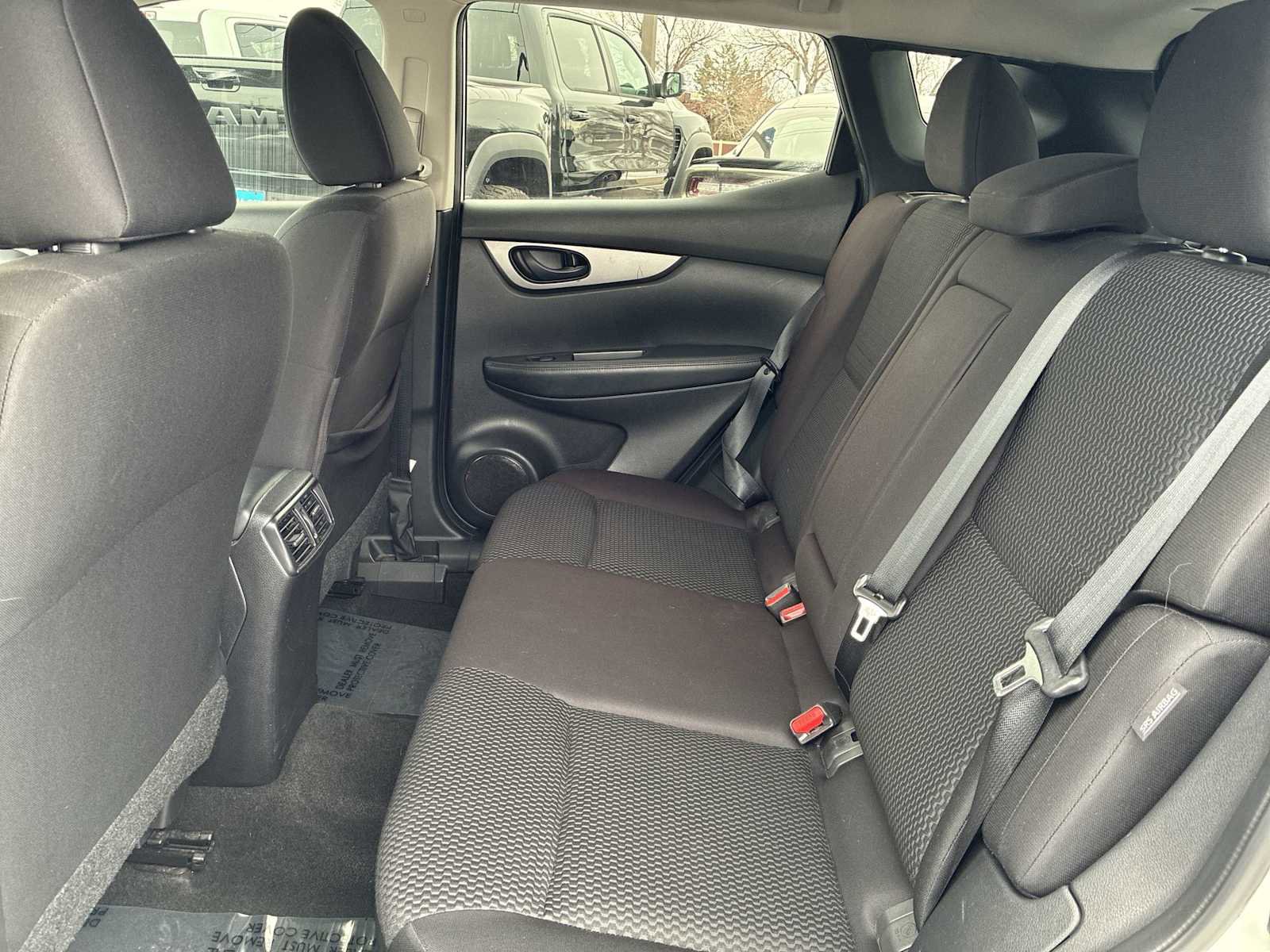 Used 2021 Nissan Rogue Sport S AWD/4WD image 23