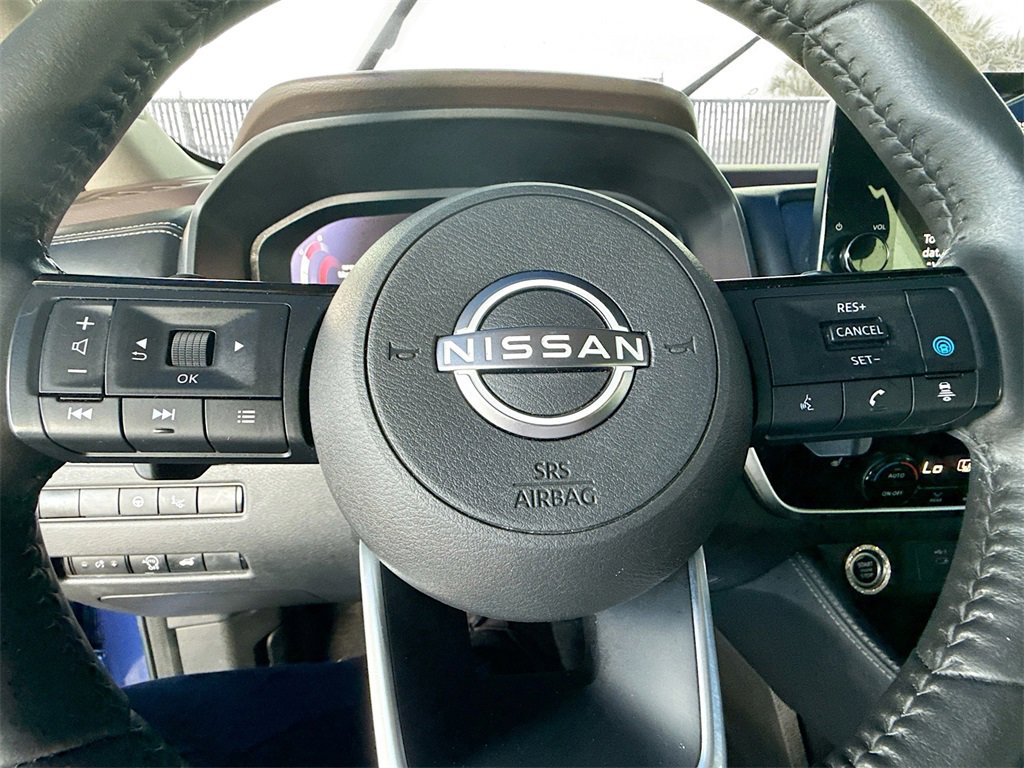 Used 2023 Nissan Rogue Platinum w/ Platinum Premium Package image 13