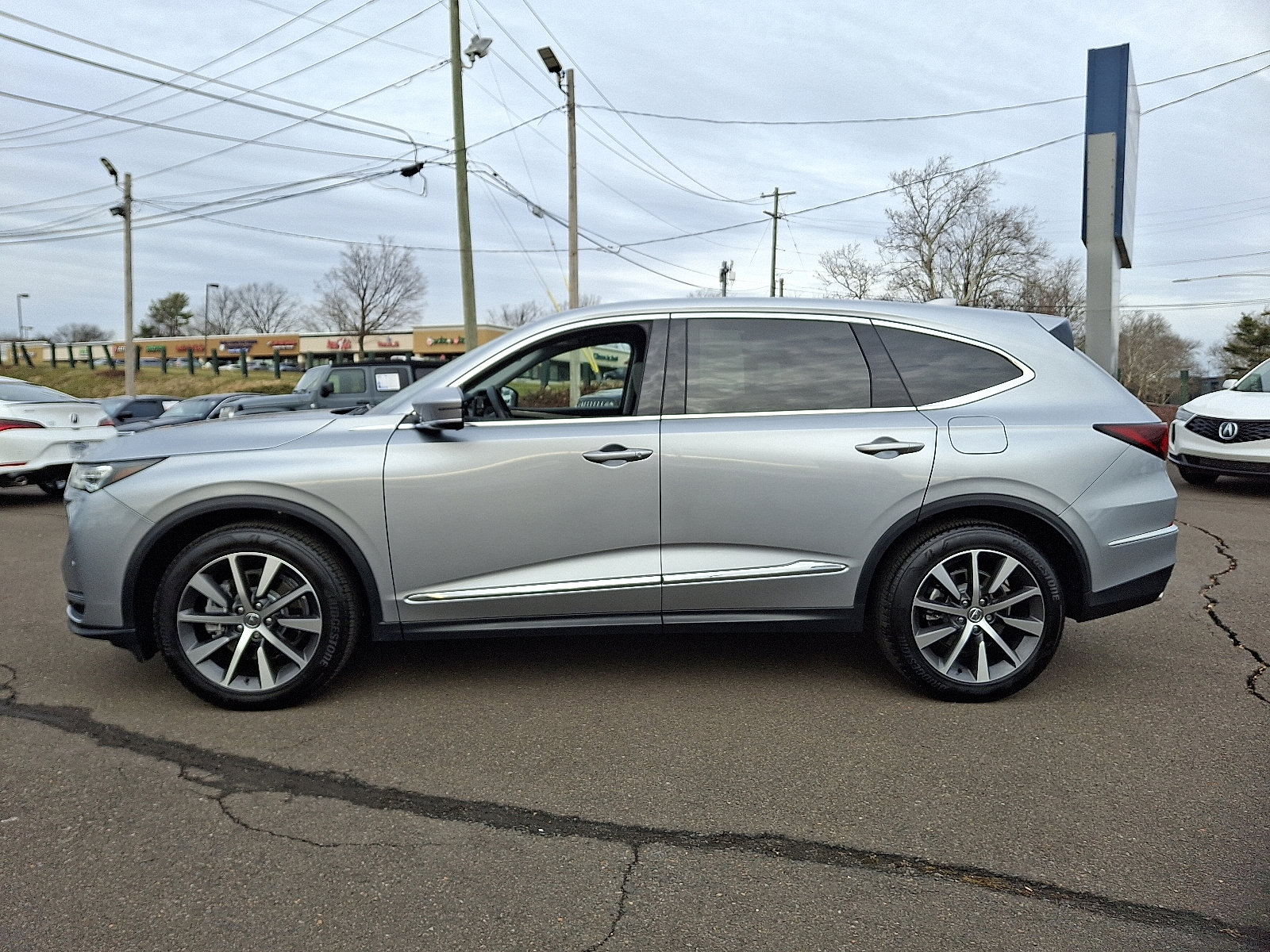 Certified 2025 Acura MDX w/ Technology Package image 7
