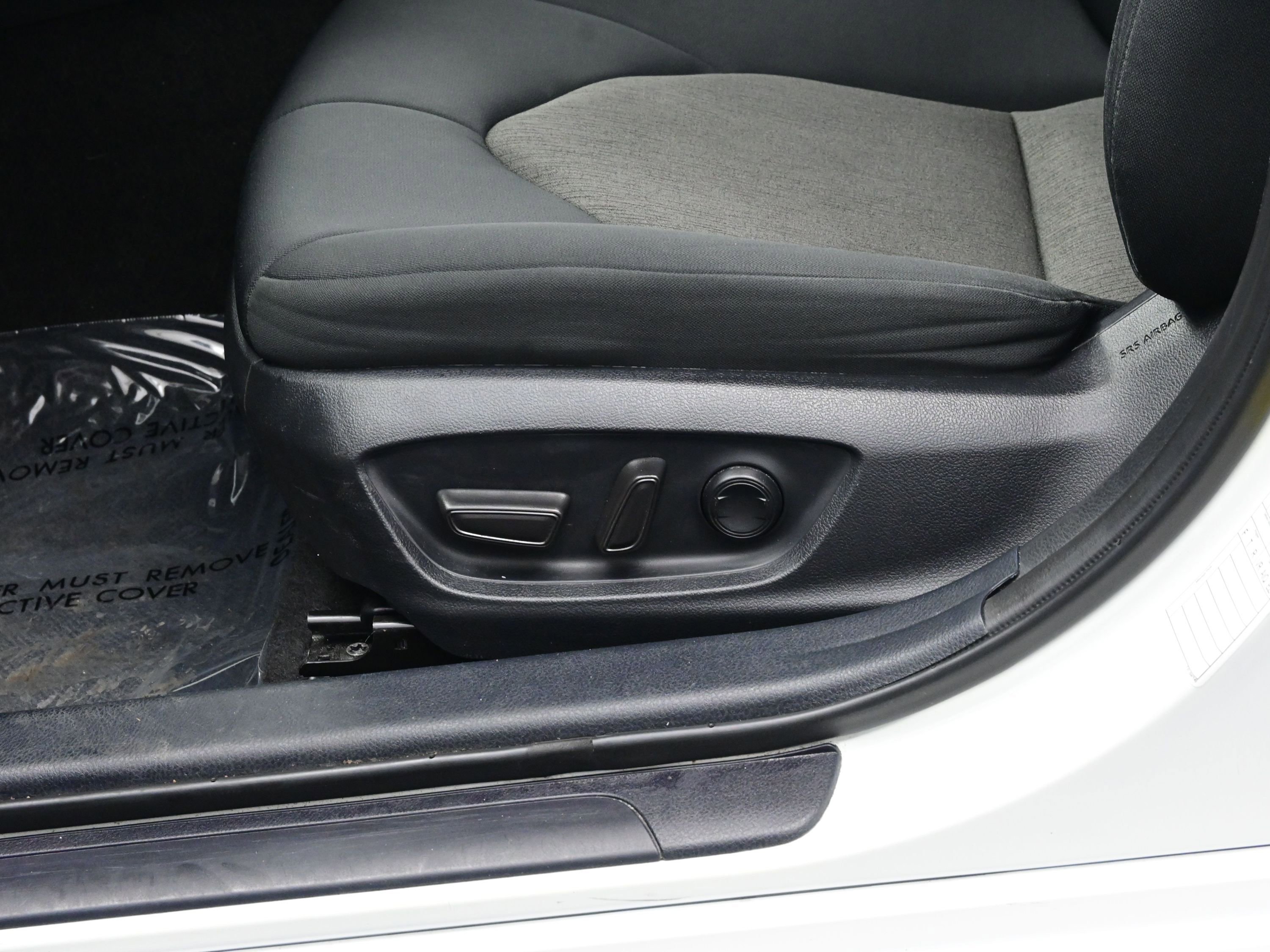 Used 2024 Toyota Camry LE image 11