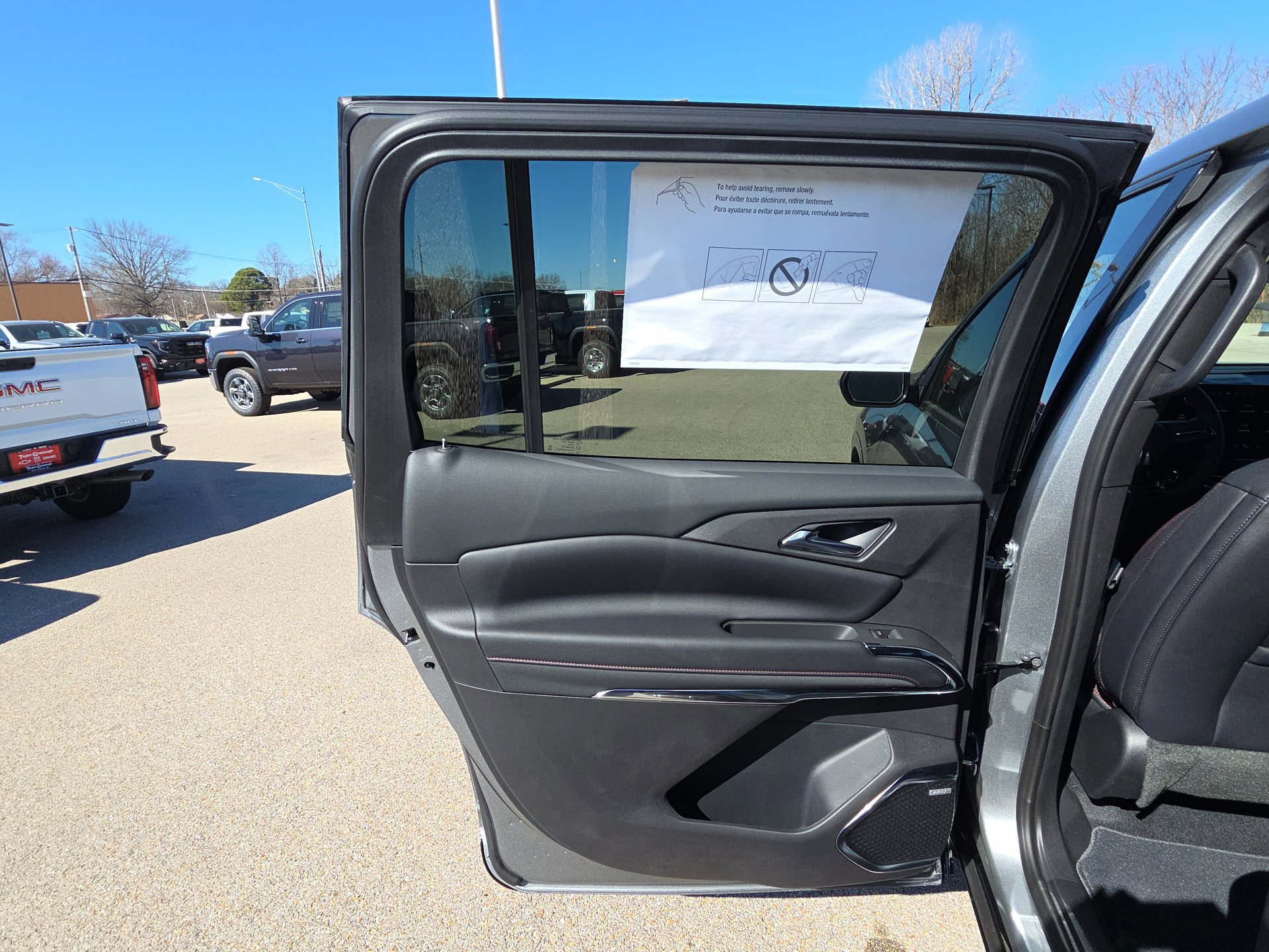 New 2026 Chevrolet Traverse RS FWD image 28