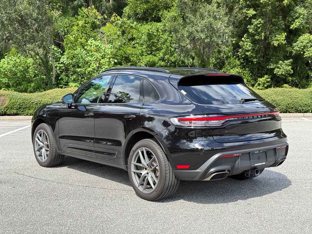 Used 2026 Porsche Macan AWD/4WD image 3