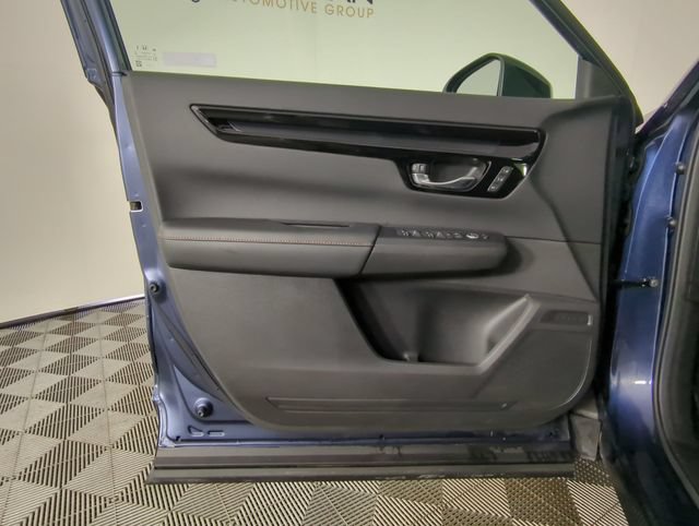 Used 2023 Honda CR-V Sport Touring image 30