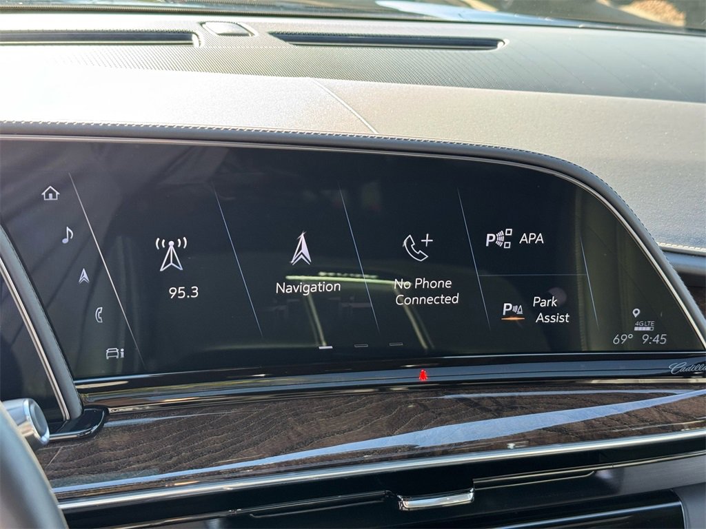 Used 2021 Cadillac Escalade Premium Luxury Platinum image 61