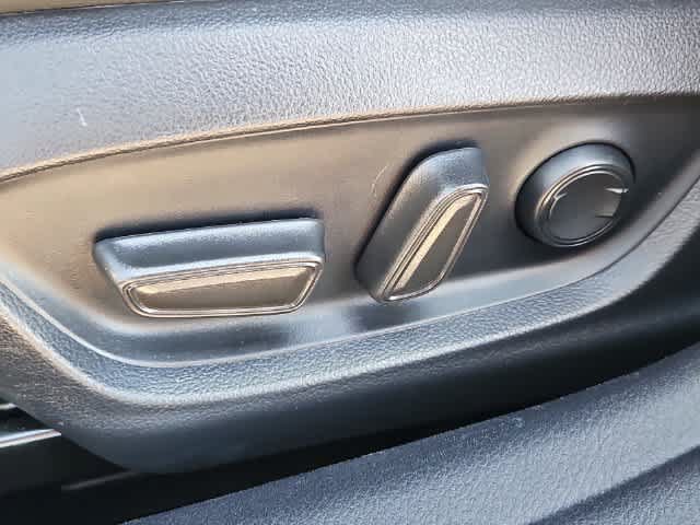 Used 2024 Toyota Camry XSE w/ Navigation Package FWD image 15