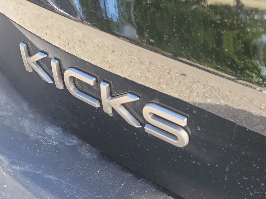 New 2026 Nissan Kicks SR image 6