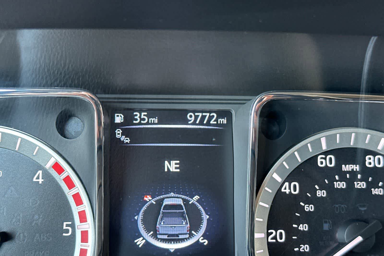 Used 2016 Nissan Titan Platinum Reserve RWD image 29