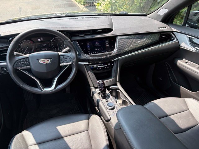 Certified 2024 Cadillac XT6 Premium Luxury w/ LPO, Floor Liner Package AWD/4WD image 21