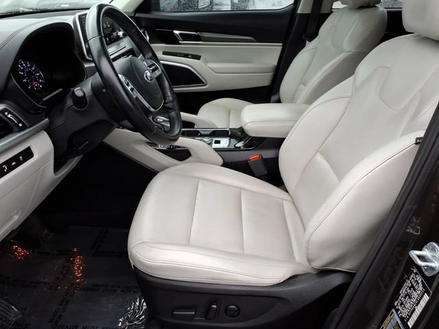 Used 2020 Kia Telluride S w/ S 8 Passenger Seating Package FWD image 5